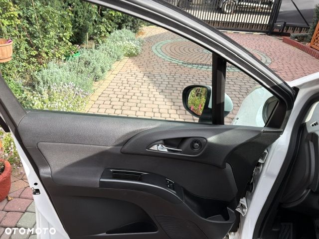 Opel Meriva - 14
