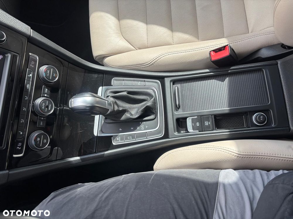 Volkswagen Golf 1.4 TSI ACT BlueMotion Technology DSG Comfortline - 7