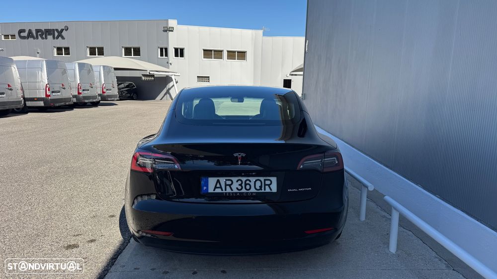 Tesla Model 3 Long Range Tração Integral Premium - 24