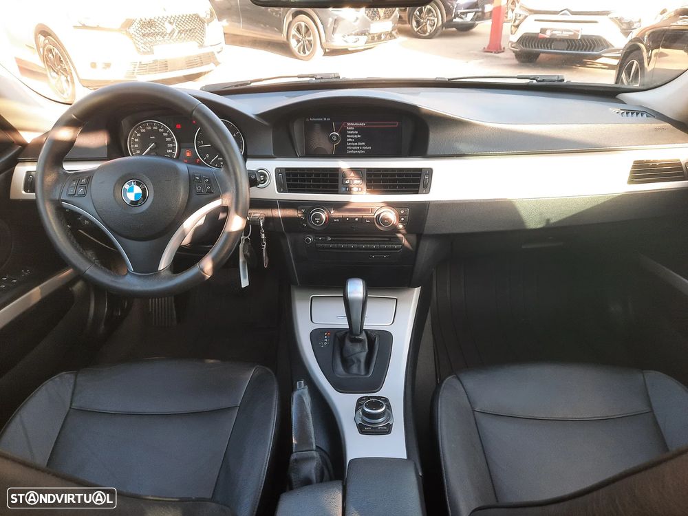 BMW 320 - 33