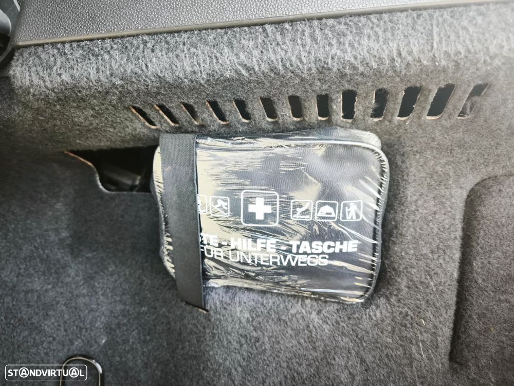 Opel Astra GTC 1.3 CDTI - 37