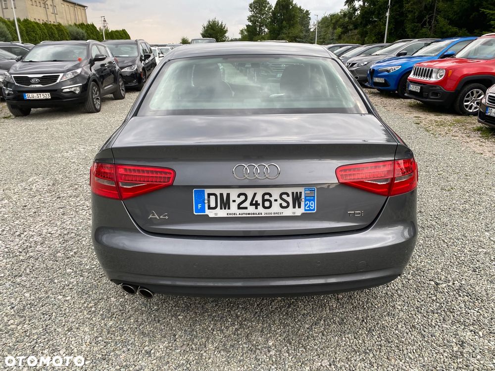 Audi A4 Limousine 2.0 TDI DPF clean diesel Ambiente - 5