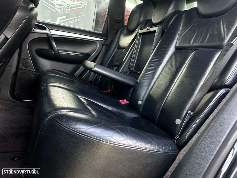 Porsche Cayenne Turbo - 39