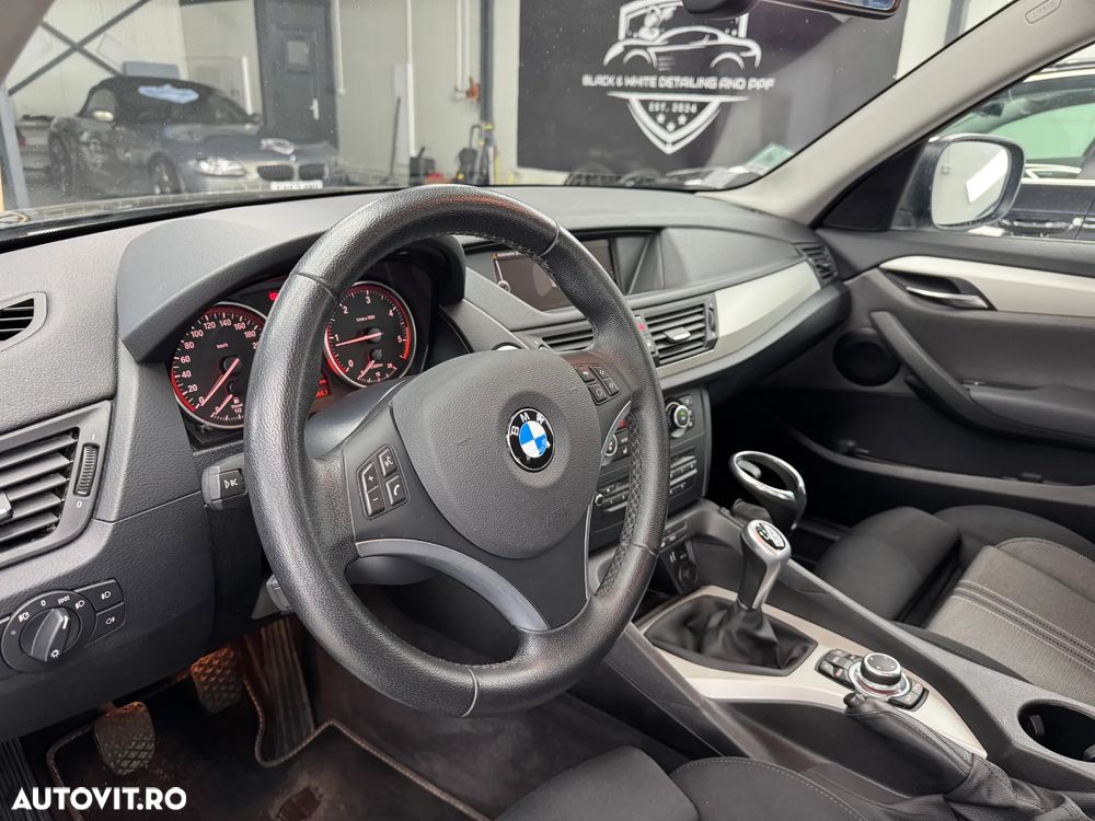 BMW X1 xDrive20d - 21
