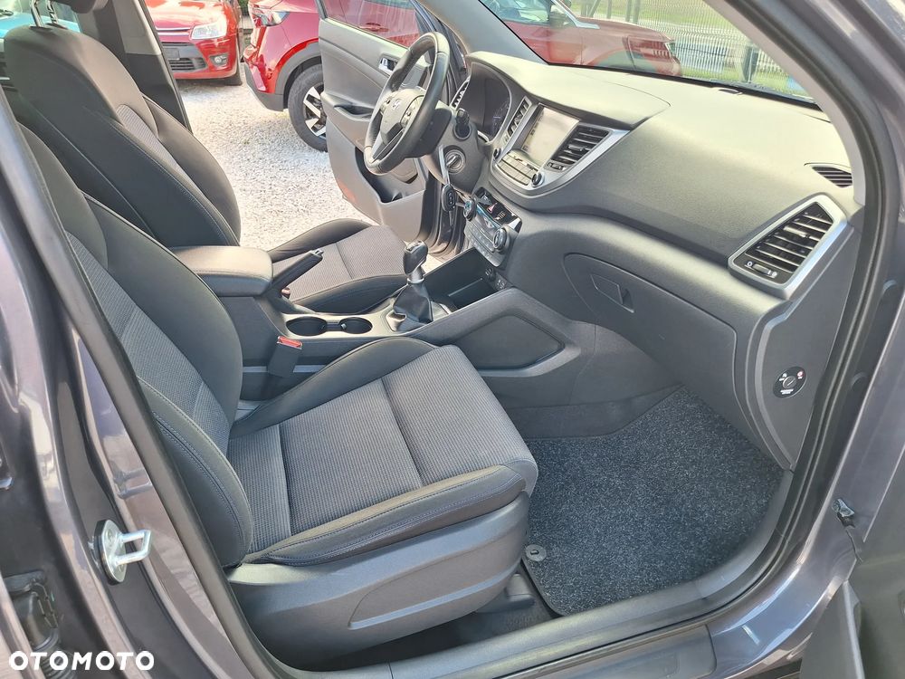Hyundai Tucson blue 1.6 GDi 2WD Passion - 29