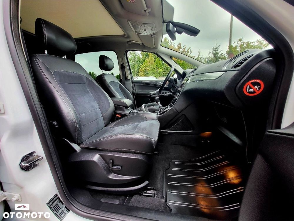 Ford S-Max - 7