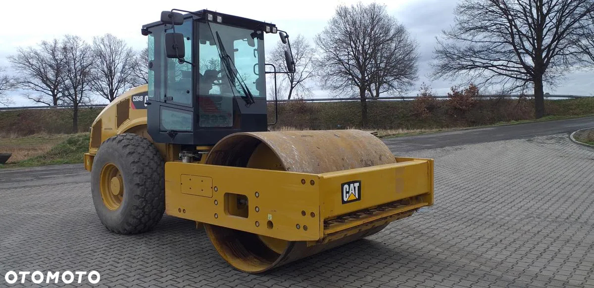 Caterpillar Walec wibracyjny CATERPILLAR CS 64 B - 3
