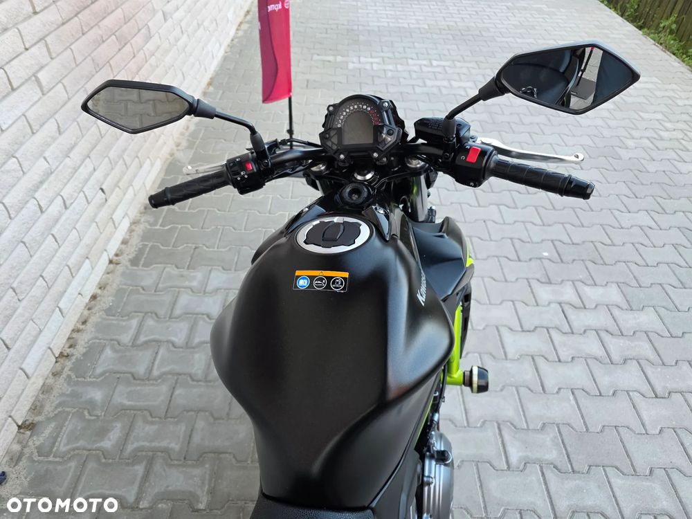 Kawasaki Z 650 - 11