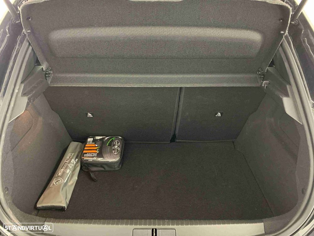 Peugeot 208 1.2 Hybrid Allure e-DCS6 - 14