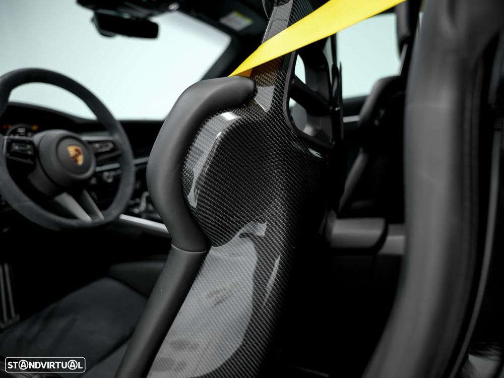 Porsche 911 (992) Turbo S PDK - 8