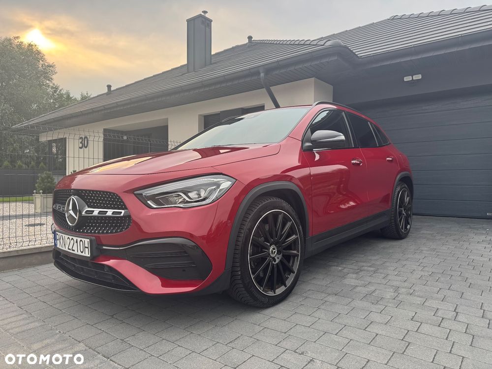 Mercedes-Benz GLA 250 4-Matic AMG Line - 1