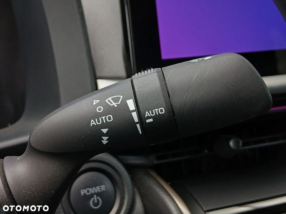 Toyota C-HR 1.8 Hybrid Executive - 32