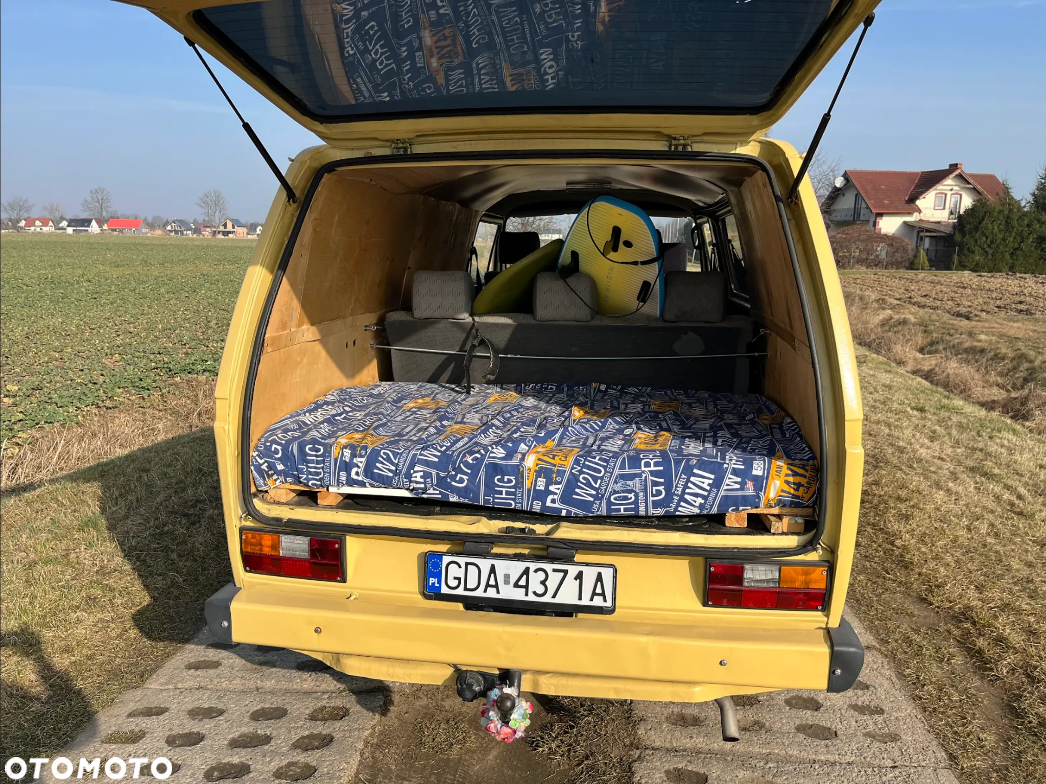 Volkswagen Transporter - 4