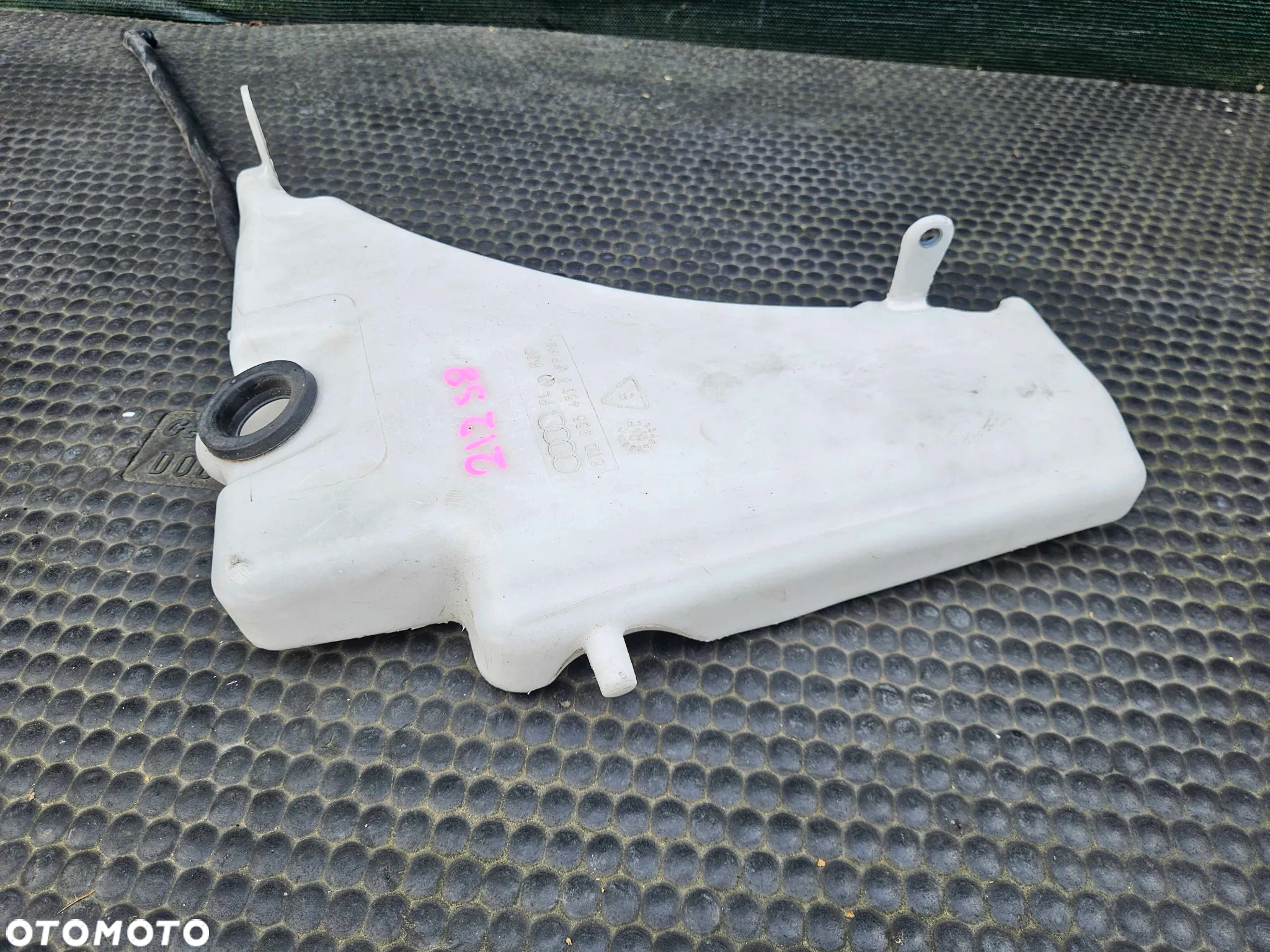 Zbiorniczek 8T0955453C 8K5955647 Płynu Spryskiwaczy Zbiornik Xenon Spryski Pompki Przewod AUDI A4 B8 A5 Sedan Kombi - 20
