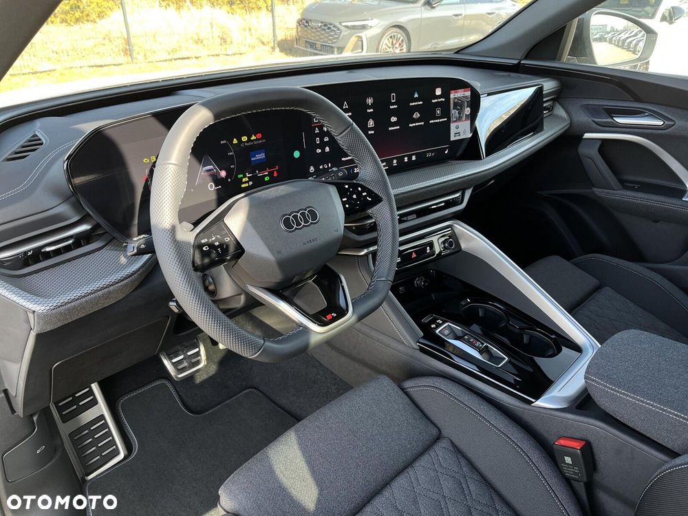 Audi Q5 Sportback - 25