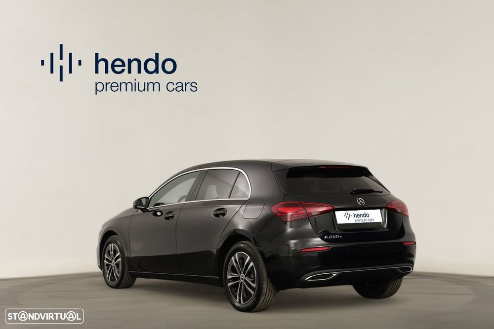 Mercedes-Benz A 250 e - 4