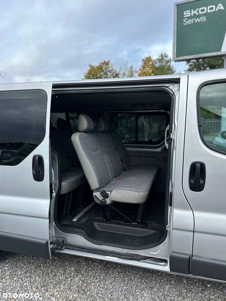 Renault Trafic - 23