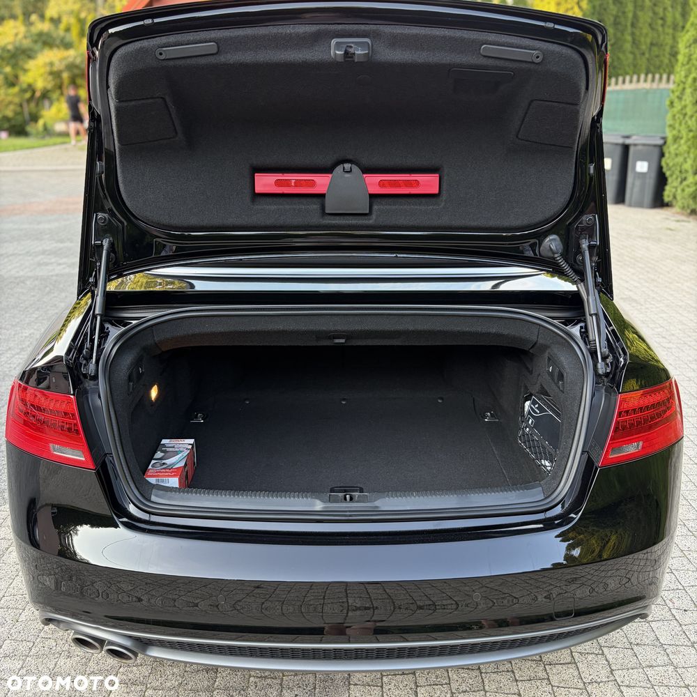 Audi A5 Cabrio 2.0 TDI DPF (clean diesel) - 10