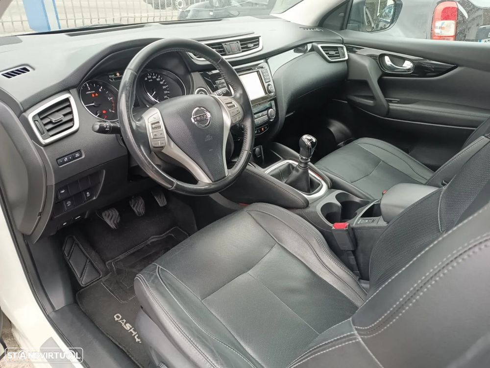 Nissan Qashqai 1.5 dCi Tekna Premium - 11