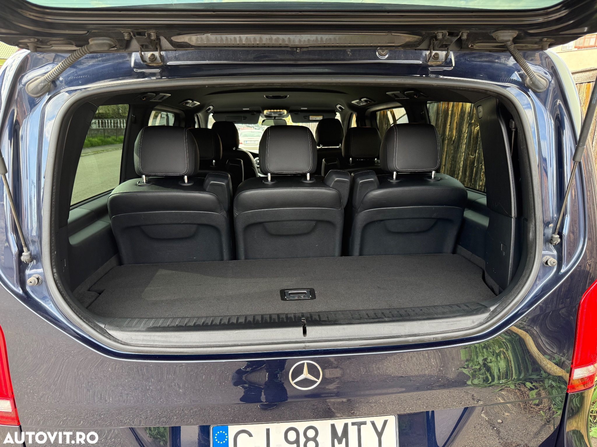Mercedes-Benz V 250 (BlueTEC) d lang 4Matic 7G-TRONIC Avantgarde Edition - 12