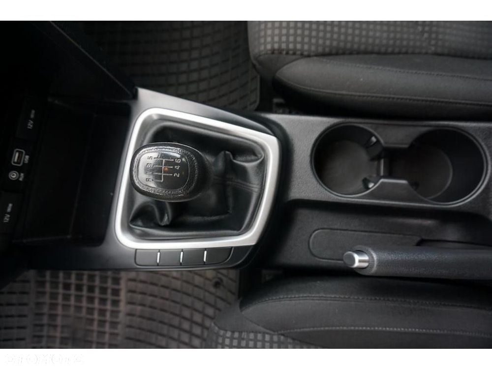 Kia Ceed - 21