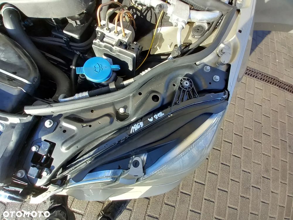 MERCEDES E-KLASA W212 LAMPA REFLEKTOR LEWA PRZEDNIA LEWY PRZÓD - 2