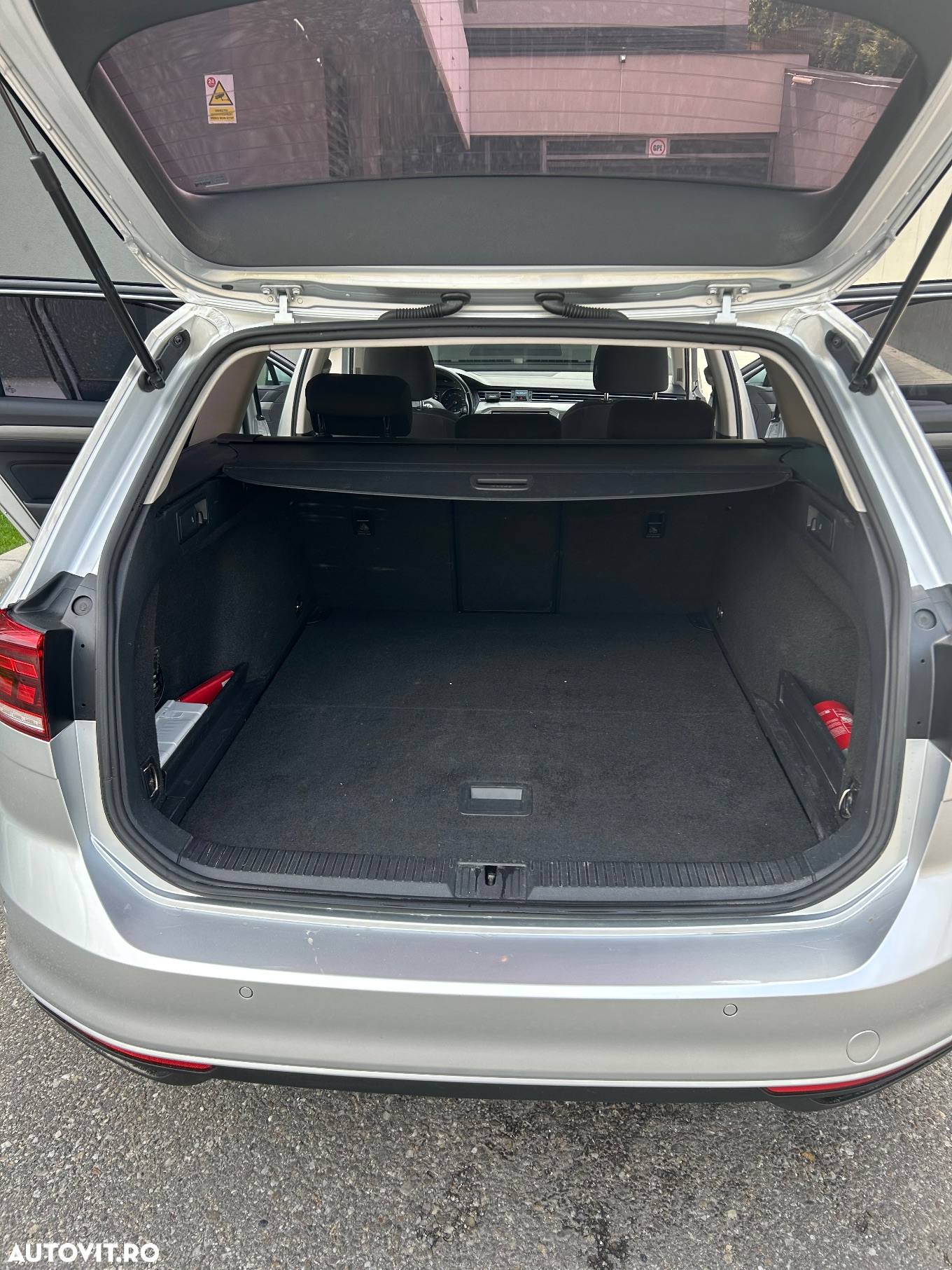 Volkswagen Passat - 23