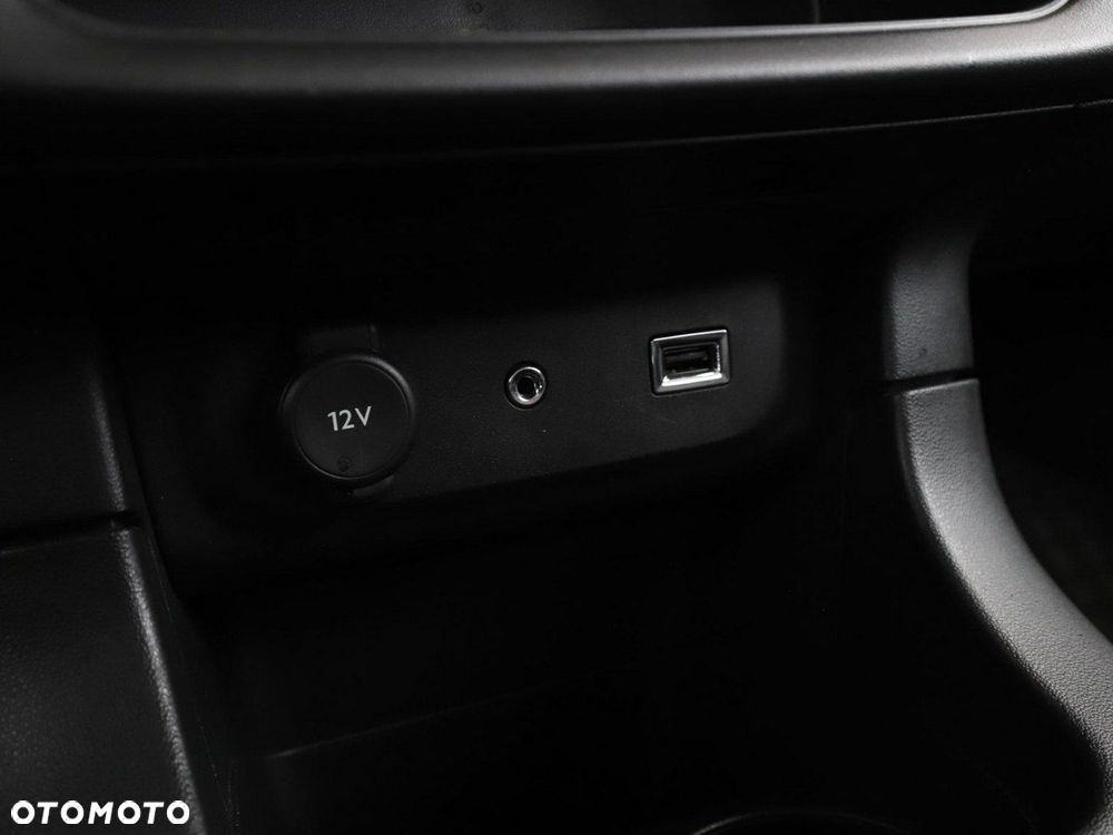 Citroën C3 Pure Tech 82 SHINE - 27