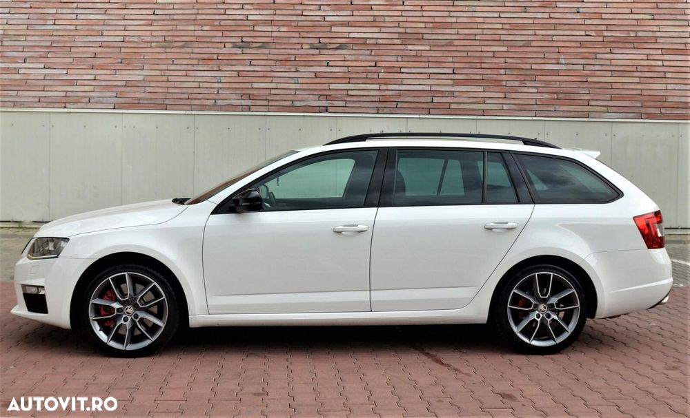 Skoda Octavia 2.0 TDI (Green tec) DSG RS - 11