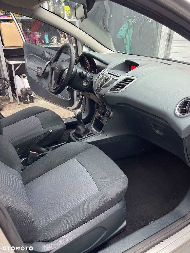 Ford Fiesta 1.25 Viva - 29
