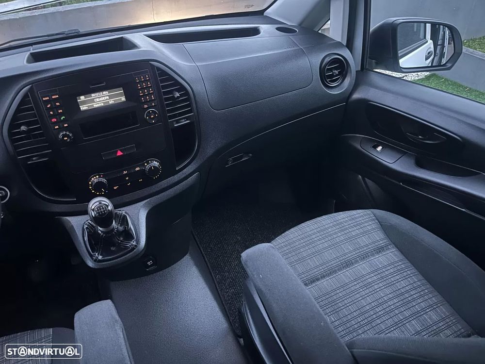 Mercedes-Benz Vito Tourer - 33