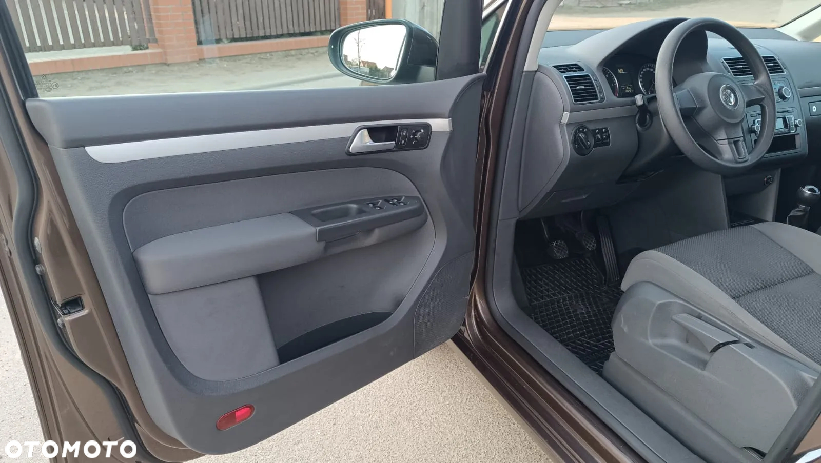 Volkswagen Touran 1.6 TDI DPF Trendline - 33