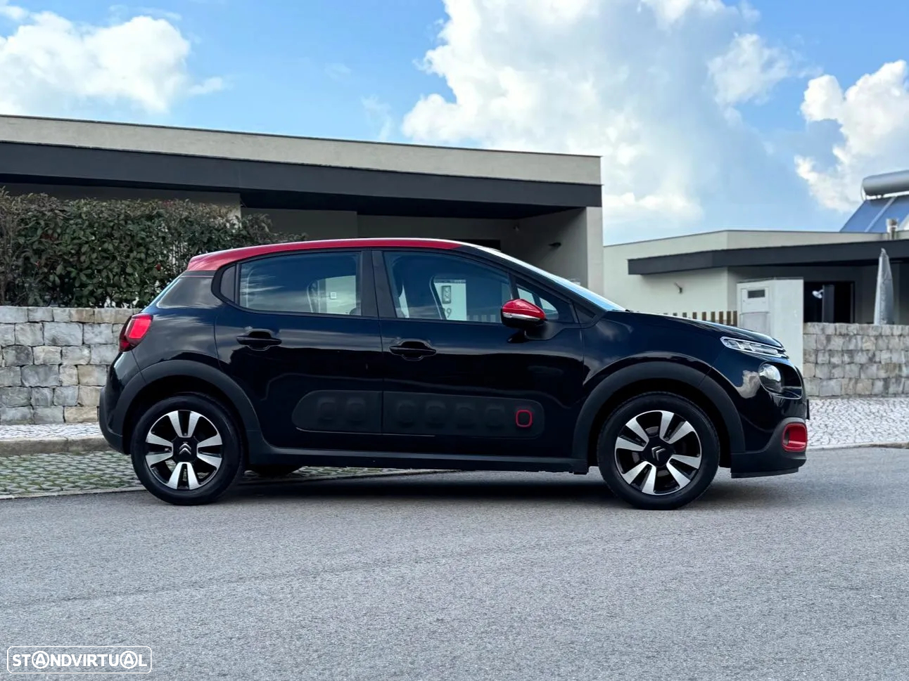 Citroën C3 1.2 PureTech Shine - 9