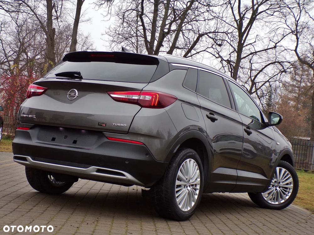 Opel Grandland X 1.2 Start/Stop Elegance - 2