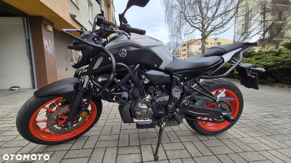 Yamaha MT - 10