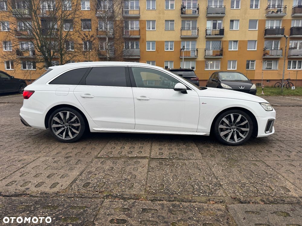 Audi A4 Avant 40 TDI quattro S tronic S line - 13