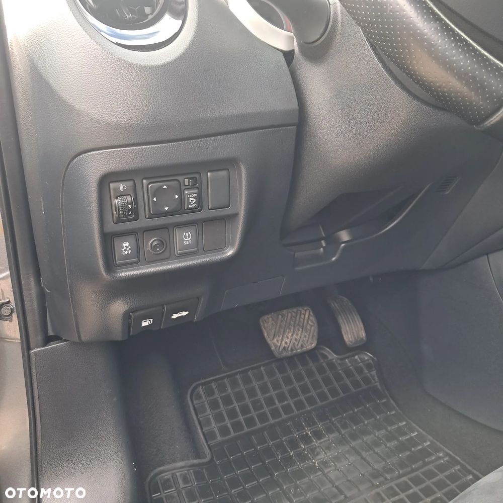 Nissan Juke 1.6 N-Connecta Xtronic EU6 - 18