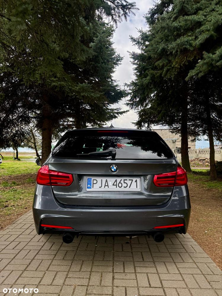BMW Seria 3 340i xDrive M Sport Shadow - 12