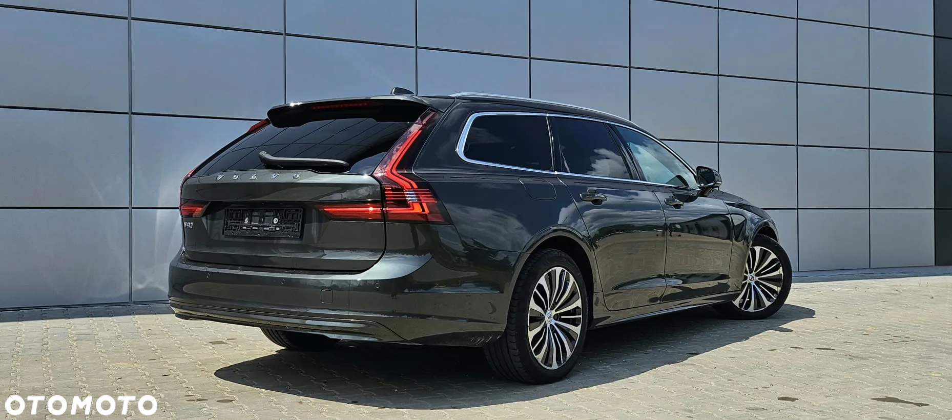 Volvo V90 B4 D Geartronic Momentum Pro - 22