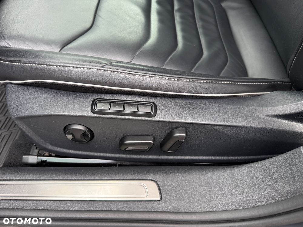 Volkswagen Arteon 2.0 TSI OPF 4Motion DSG R-Line - 19