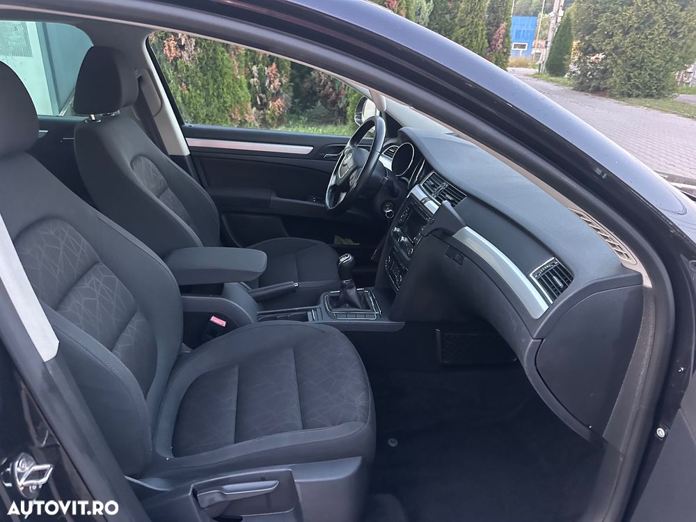 Skoda Superb 2.0 TDI Ambition - 14