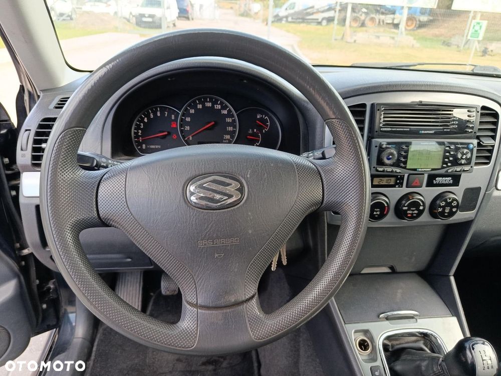 Suzuki Vitara - 16