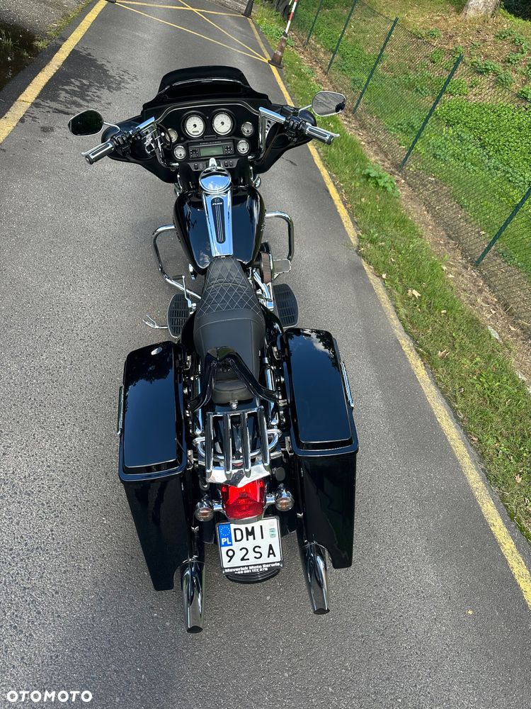 Harley-Davidson Touring Street Glide - 8