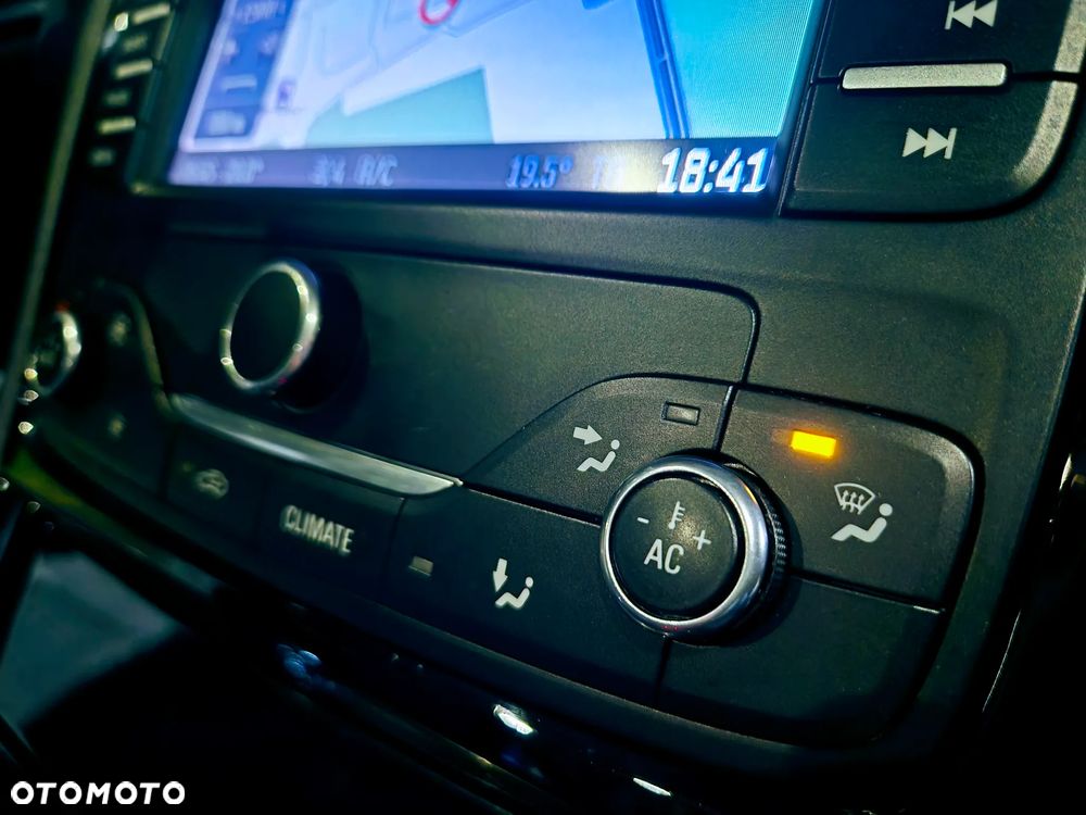 Ford S-Max 2.0 TDCi DPF Business Edition - 15