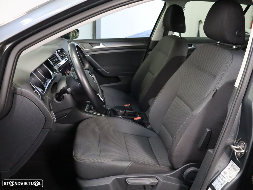 VW Golf Variant 1.6 TDi Confortline - 8