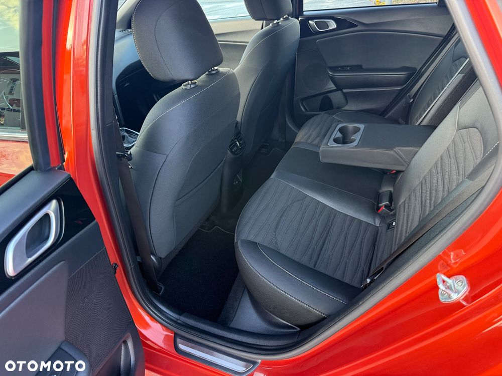 Kia Ceed 1.5 T-GDI DCT7 OPF GT Line - 14