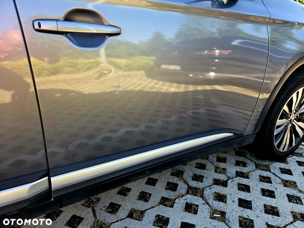 Mitsubishi Outlander 2.0 Instyle SDA 4WD CVT - 12
