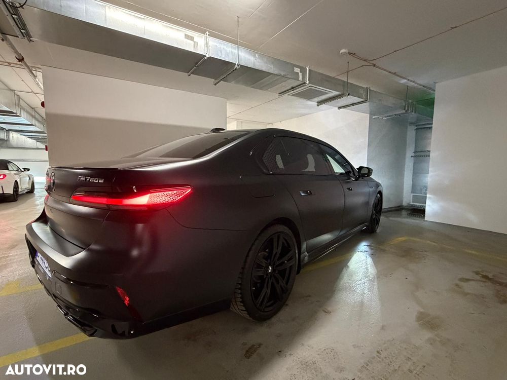 BMW M7 M760e xDrive - 19