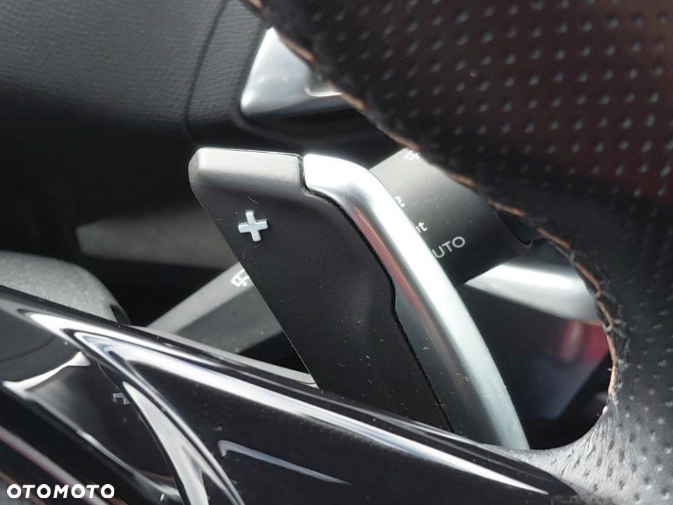 Peugeot 3008 - 16