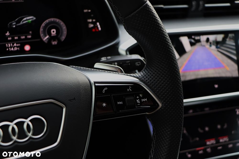 Audi A6 Avant 55 TFSI e quattro S tronic S line - 30